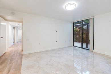 Rare first floor popular and spacious two bedroom *C* plan in on Leisure Village Par 3 Golf Course in California - for sale on GolfHomes.com, golf home, golf lot
