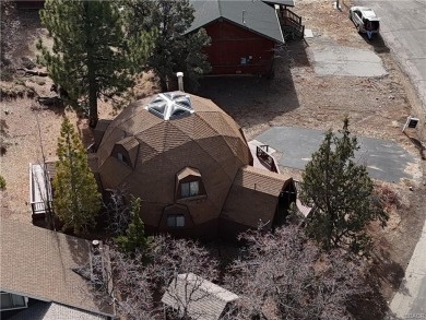 These all-season dwellings are known for their energy efficiency on Big Bear Mountain Ski and Golf Resort in California - for sale on GolfHomes.com, golf home, golf lot