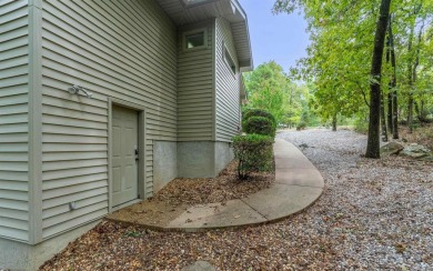 Spacious, Updated Home with Seasonal View through the Trees! on DeSoto Golf Course in Arkansas - for sale on GolfHomes.com, golf home, golf lot