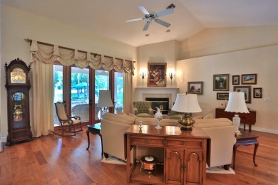 Stunning Golf Course Home in the Country Club of Ocala
Welcome on Country Club of Ocala in Florida - for sale on GolfHomes.com, golf home, golf lot