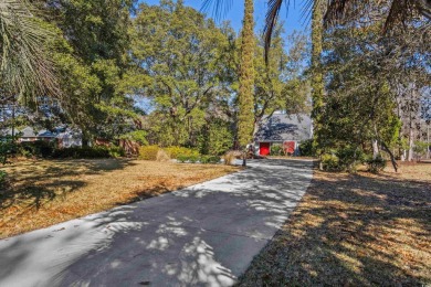 Welcome to Litchfield Country Club in beautiful Pawleys Island on Litchfield Country Club in South Carolina - for sale on GolfHomes.com, golf home, golf lot