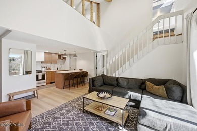 This beautifully designed fully turnkey two-level mountain condo on Canyons Golf Course in Utah - for sale on GolfHomes.com, golf home, golf lot