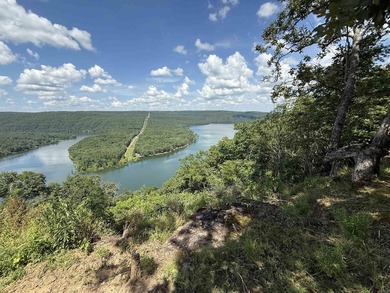 Amazing Views of Middle Fork on Greers Ferry Lake!  See survey on Indian Hills Country Club in Arkansas - for sale on GolfHomes.com, golf home, golf lot
