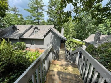 Beautifully renovated, furnished 3 Bedroom, 3 Bath golf course on Burlingame Country Club in North Carolina - for sale on GolfHomes.com, golf home, golf lot