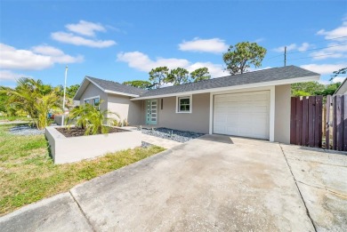 Under contract-accepting backup offers. One or more photo(s) has on Bardmoor Golf and Tennis Club in Florida - for sale on GolfHomes.com, golf home, golf lot