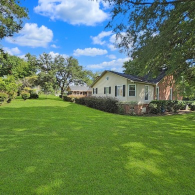 Live the lake and golf life at 119 Saluda Drive, located in the on Santee-Cooper Country Club in South Carolina - for sale on GolfHomes.com, golf home, golf lot