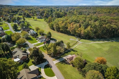 Located in White Plains Subdivision on the golf course, this 3BR on White Plains Golf Course in Tennessee - for sale on GolfHomes.com, golf home, golf lot