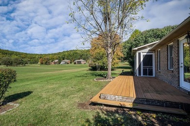 Located in White Plains Subdivision on the golf course, this 3BR on White Plains Golf Course in Tennessee - for sale on GolfHomes.com, golf home, golf lot