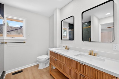 Experience the ultimate golf-course lifestyle in this stunning on  in Arkansas - for sale on GolfHomes.com, golf home, golf lot