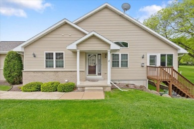 Beautifully updated and spacious condo with lots of windows & on Columbus Country Club in Wisconsin - for sale on GolfHomes.com, golf home, golf lot