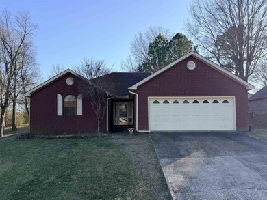Welcome to 980 Dogwood Drive, where comfort, space, and location on Sugar Creek Country Club in Arkansas - for sale on GolfHomes.com, golf home, golf lot