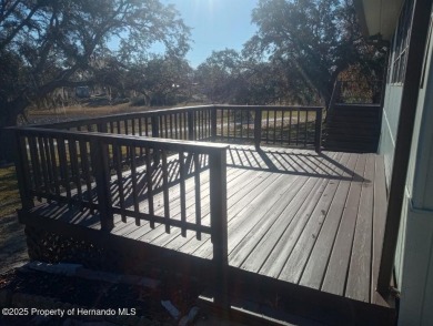 NO LOT RENT, it is a deeded lot, 2 bedrooms 1-1/2 Baths on Tooke on Glen Lakes Country Club in Florida - for sale on GolfHomes.com, golf home, golf lot