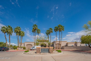 Resort Style living in Westbrook Village. Active ADULT COMMUNITY on Westbrook Village / Vista Golf Course in Arizona - for sale on GolfHomes.com, golf home, golf lot