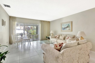 Priced to Sell! A Must See! Don't miss this light and bright on Martin County Golf Course in Florida - for sale on GolfHomes.com, golf home, golf lot