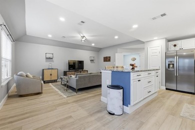 Absolutely gorgeous move in ready single story home in Oakmont! on Oakmont Country Club in Texas - for sale on GolfHomes.com, golf home, golf lot