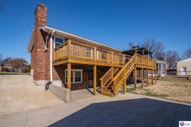 This well-maintained four-bedroom, two-bathroom home is located on Charlie Vettiner Golf Course in Kentucky - for sale on GolfHomes.com, golf home, golf lot