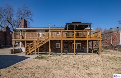 This well-maintained four-bedroom, two-bathroom home is located on Charlie Vettiner Golf Course in Kentucky - for sale on GolfHomes.com, golf home, golf lot