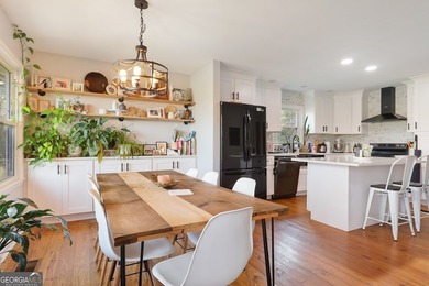 Welcome to your private, deeded lakefront retreat nestled in the on Turtle Cove Golf Course in Georgia - for sale on GolfHomes.com, golf home, golf lot