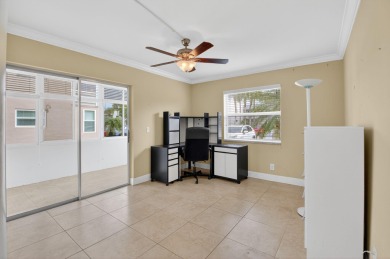 Move In Ready! 1st floor corner unit with 2 bedrooms & 2 full on Kings Point Golf -Flanders Way in Florida - for sale on GolfHomes.com, golf home, golf lot