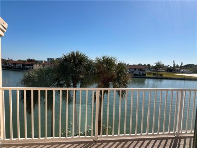 MOTIVATED SELLERS - BRING AN OFFER *** Own a slice of updated on Treasure Bay Golf and Tennis in Florida - for sale on GolfHomes.com, golf home, golf lot