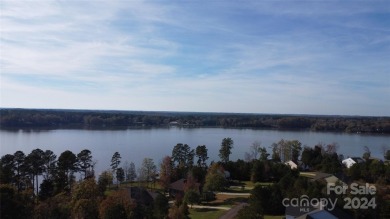 Welcome to this fantastic opportunity to own nearly half an acre on Edgewater Golf Club in South Carolina - for sale on GolfHomes.com, golf home, golf lot