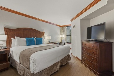 This two-bedroom, two-bathroom condo in the prestigious Everline on  in California - for sale on GolfHomes.com, golf home, golf lot