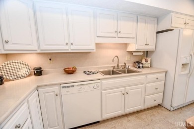 Spacious maintenance-free condominium in Quail Ridge. Features on Bloomington Country Club in Indiana - for sale on GolfHomes.com, golf home, golf lot