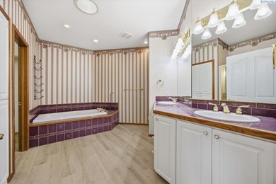 MLS# 290091 MLS# 288662 Custom-built rambler located in the on Sun Willows in Washington - for sale on GolfHomes.com, golf home, golf lot