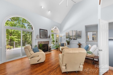 Nestled on the desirable Tega Cay peninsula, this well on Tega Cay Golf Club in South Carolina - for sale on GolfHomes.com, golf home, golf lot
