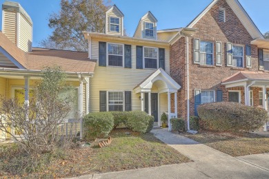 Affordable, easy, convenient living in this 2-story, 2-bed/1 on Golf Club At Wescott Plantation in South Carolina - for sale on GolfHomes.com, golf home, golf lot