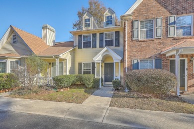 Affordable, easy, convenient living in this 2-story, 2-bed/1 on Golf Club At Wescott Plantation in South Carolina - for sale on GolfHomes.com, golf home, golf lot