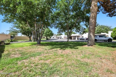 This cozy 2BR/2BA home in the desirable Country Club Townhouses on Emerald Springs Golf Course in Texas - for sale on GolfHomes.com, golf home, golf lot