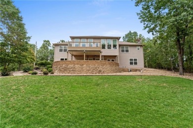 Welcome to Executive living on Highlands Golf Course, Located 4 on Bella Vista Country Club - Highlands in Arkansas - for sale on GolfHomes.com, golf home, golf lot