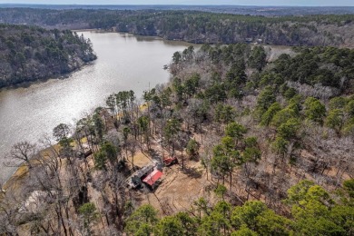 Nestled in the heart of the scenic Pineywoods, this charming on Pine Dunes Golf Course in Texas - for sale on GolfHomes.com, golf home, golf lot