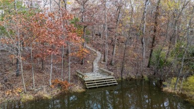 Perfectly located turnkey chalet w/ virtually everything on Innsbrook Resort Golf Course in Missouri - for sale on GolfHomes.com, golf home, golf lot