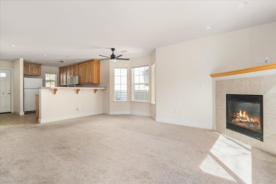 This beautiful 1722sf townhome boasts 3 primary suites and an on Forest Meadows Golf Course in California - for sale on GolfHomes.com, golf home, golf lot