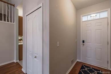 Immaculate condo in the highly sought-after Links of on The Fountains Golf Club in Michigan - for sale on GolfHomes.com, golf home, golf lot