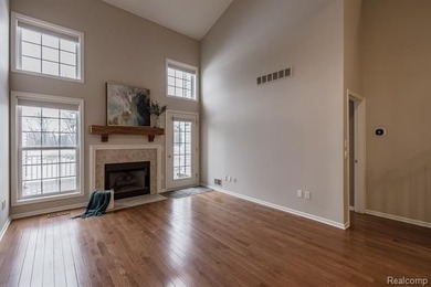 Immaculate condo in the highly sought-after Links of on The Fountains Golf Club in Michigan - for sale on GolfHomes.com, golf home, golf lot