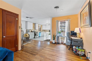 Great investment or owner-occupant opportunity in Temple! This on Sammons Golf Links in Texas - for sale on GolfHomes.com, golf home, golf lot