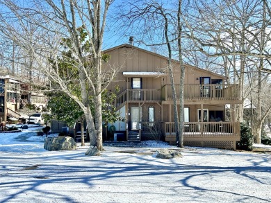 Very nice upper level condo located in a gated Lake Cumberland on Woodson Bend Resort in Kentucky - for sale on GolfHomes.com, golf home, golf lot