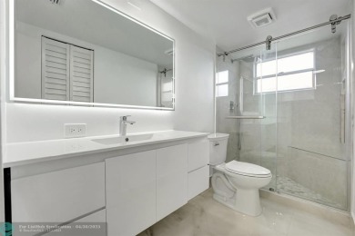 Stunning Corner Unit in Wynmoor! ALL appliances are NEW. NO on Wynmoor Golf Course in Florida - for sale on GolfHomes.com, golf home, golf lot