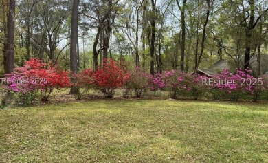 Welcome to a Gardeners Paradise! Bring your tools & set up shop on Ladys Island Country Club in South Carolina - for sale on GolfHomes.com, golf home, golf lot