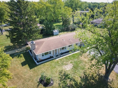 You can't miss this newly rehabbed ranch home in this beautiful on Medinah Country Club in Illinois - for sale on GolfHomes.com, golf home, golf lot