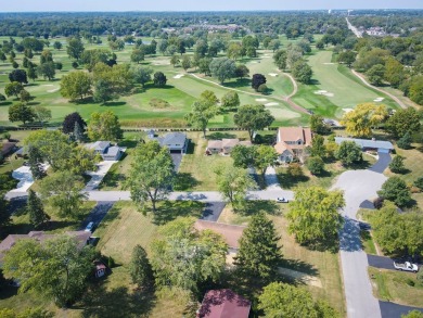 You can't miss this newly rehabbed ranch home in this beautiful on Medinah Country Club in Illinois - for sale on GolfHomes.com, golf home, golf lot