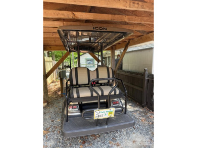 Welcome to 102 Papoose Ct. This 1999 Park Model is in great on The Tillery Tradition Country Club in North Carolina - for sale on GolfHomes.com, golf home, golf lot