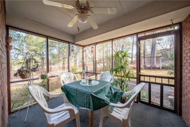 Come home to this beautiful Lakewood Place 3 bedrooms and 2.5 on Lakewood Golf Course in Alabama - for sale on GolfHomes.com, golf home, golf lot