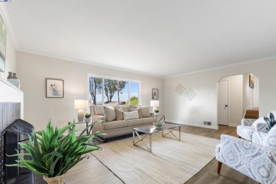 Come see the charm and comfort of this updated home, featuring on Willow Park Golf Course in California - for sale on GolfHomes.com, golf home, golf lot