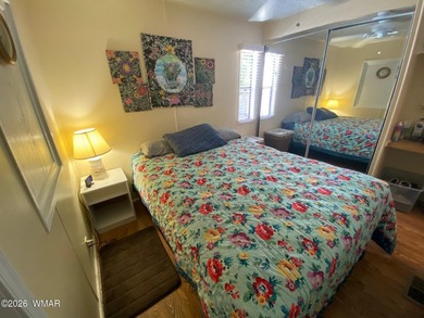 This cozy Park Model offers 2 full bathrooms, a 40 gal hot water on Juniper Ridge R.V. Golf Resort in Arizona - for sale on GolfHomes.com, golf home, golf lot