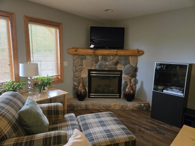 Excellent Northern Bay Condo located along the shores of the on Northern Bay Golf Resort and Marina in Wisconsin - for sale on GolfHomes.com, golf home, golf lot