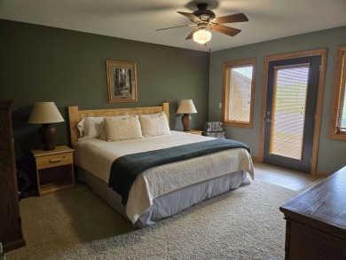 Excellent Northern Bay Condo located along the shores of the on Northern Bay Golf Resort and Marina in Wisconsin - for sale on GolfHomes.com, golf home, golf lot